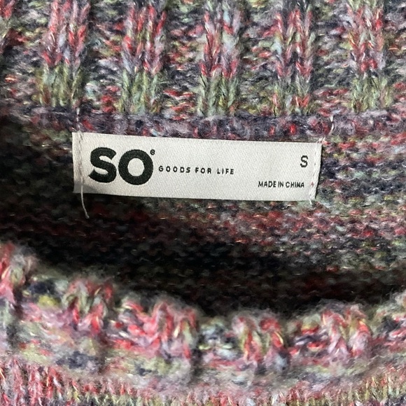 SO Oversized Sweater Multi Striped Colored Heart Cozy Fall Collegiate Women SZ S - Picture 4 of 7